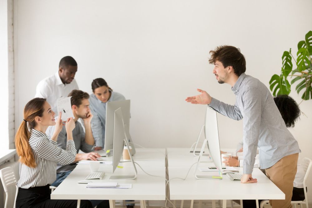 Comunicación Asertiva en el Trabajo: Clave para el Éxito Profesional